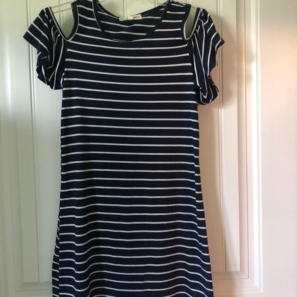 Wallflower. Navy blue/ white dress. Size medium